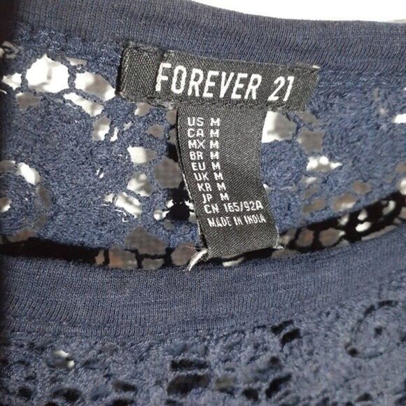 Forever 21 top m Navy blue boxy shirt blouse cotton knit lace detail - Picture 2 of 5